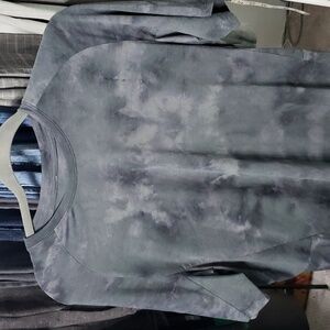 Lululemon men's gray tie dye short sleeve large